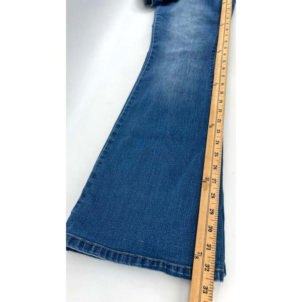 YMI | Flare Leg Jeans Medium Wash Women's 7/28 - Picture 9 of 9